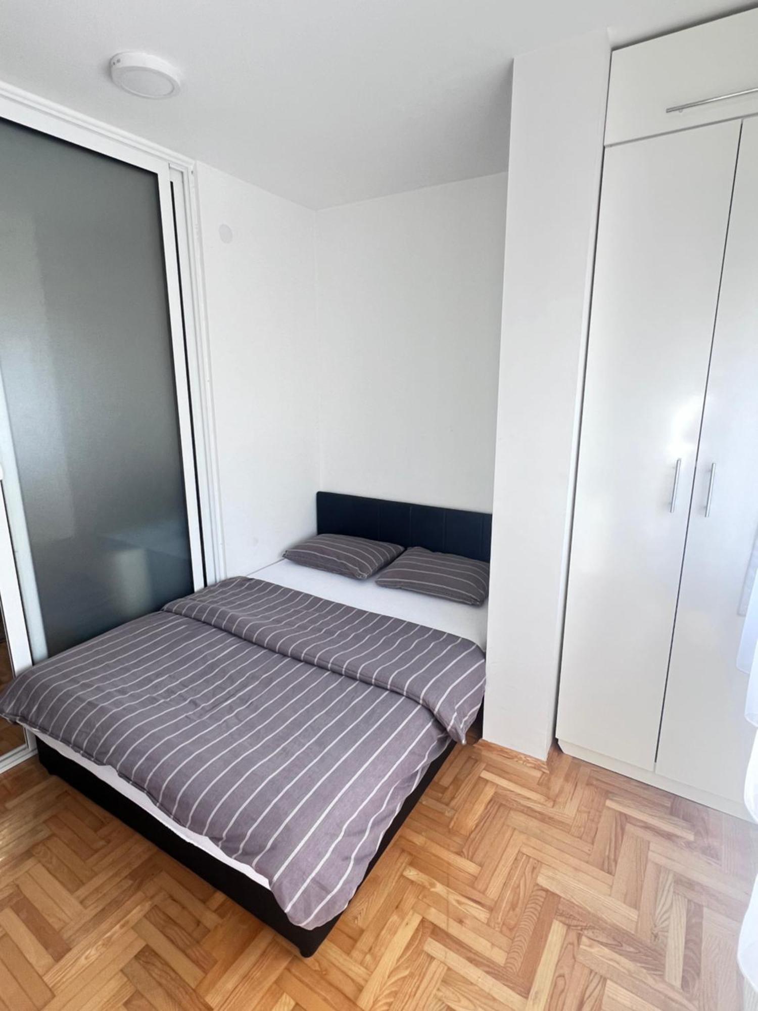 Apartment 4Th. Floor 巴尼西卢卡 外观 照片